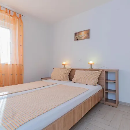 Mlasina-2 By Interhome Appartement