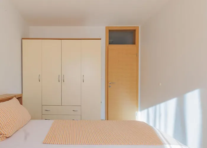 Mlasina-2 By Interhome * Nin