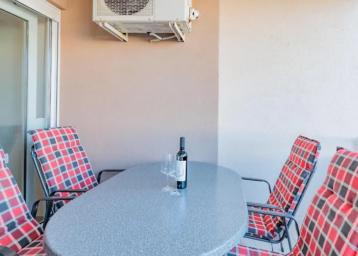 Mlasina-2 By Interhome * Nin